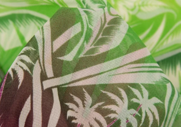 ジャンポールゴルチエ ファムJean Paul GAULTIER FEMME ハイビスカスプリントグラデーションパワーネットカットソー 黄緑紫40 K-105625_012