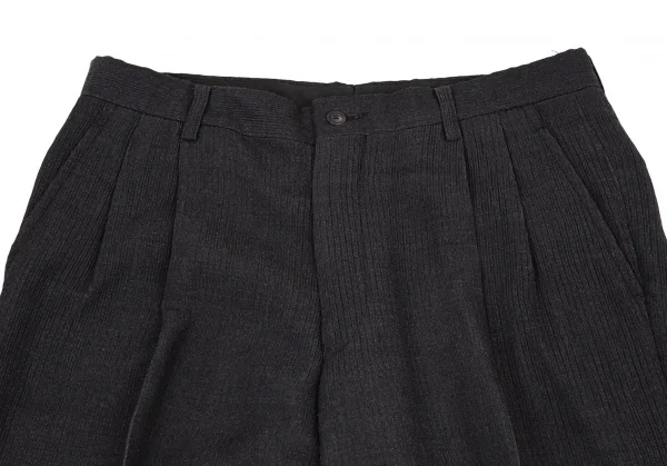イッセイミヤケ メンISSEY MIYAKE MEN リブ織りツータックパンツ チャコール2 K-105689_002