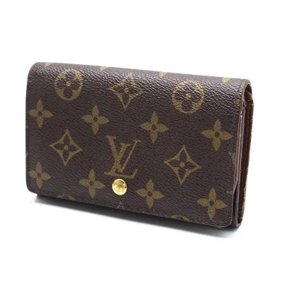 即日発送LOUIS VUITTONモノグラム三つ折り財布 Louis Vuitton モノグラム 三つ折り財布 - メルカリ