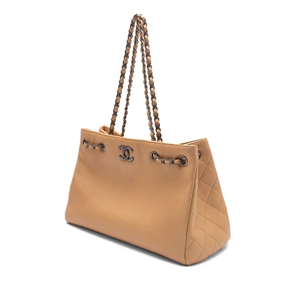 シャネルCHANEL キャビアスキンチェーンバッグ F ベージュ K-105835_002