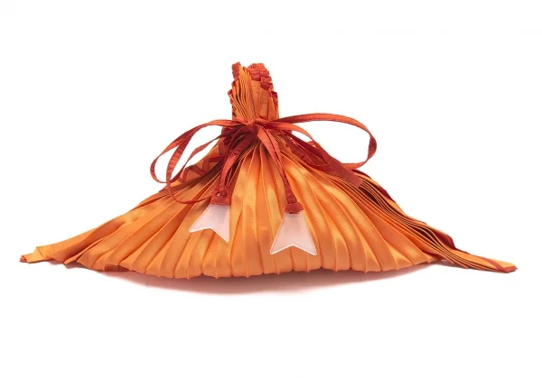 イッセイミヤケ フェットISSEY MIYAKE FETE プリーツアクリル装飾巾着バッグ オレンジ K-105909_002