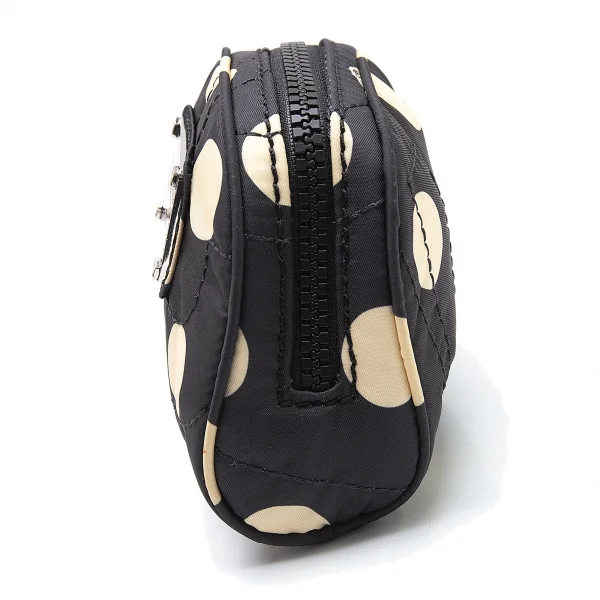 マークバイマークジェイコブスMARC by MARC JACOBS メタルプレートドットミニポーチ 紺オフ K-105915_003