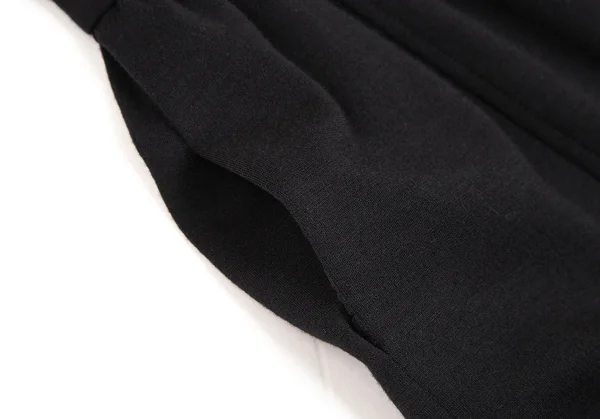 エミリオプッチEMILIO PUCCI ウールフック留め装飾前ボタンストレッチスカート 黒38 K-105980_007