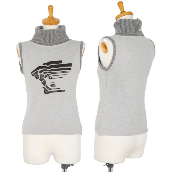 ヴェルサーチスポーツVERSACE PORT メデューサフェイクレザーパッチハイネックノースリーブニット グレーS K-106117_001