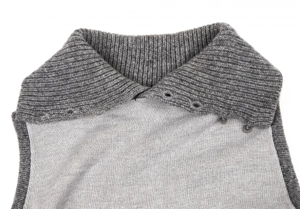 ヴェルサーチスポーツVERSACE PORT メデューサフェイクレザーパッチハイネックノースリーブニット グレーS K-106117_013