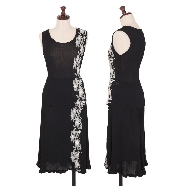 イッセイミヤケ ミーISSEY MIYAKE me 花柄刺繍クレープセットアップ 黒F K-106259_001