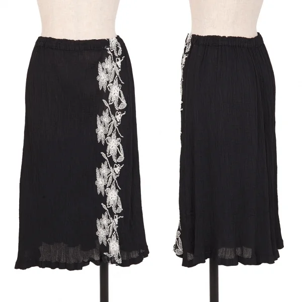 イッセイミヤケ ミーISSEY MIYAKE me 花柄刺繍クレープセットアップ 黒F K-106259_011