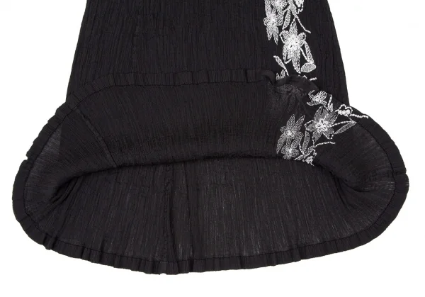 イッセイミヤケ ミーISSEY MIYAKE me 花柄刺繍クレープセットアップ 黒F K-106259_016