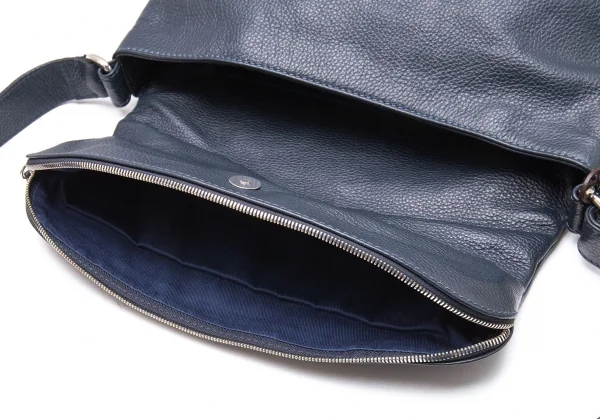ステファノマーノSTEFANOMANO レザーフラップショルダーバッグ ネイビー K-106415_014