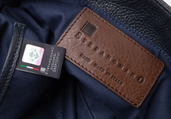 ステファノマーノSTEFANOMANO レザーフラップショルダーバッグ ネイビー K-106415_017