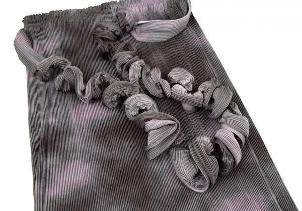 イッセイミヤケ フェットISSEY MIYAKE FETE プリーツねじりベルトグラデーションスカート グレー紫2 K-106555_005