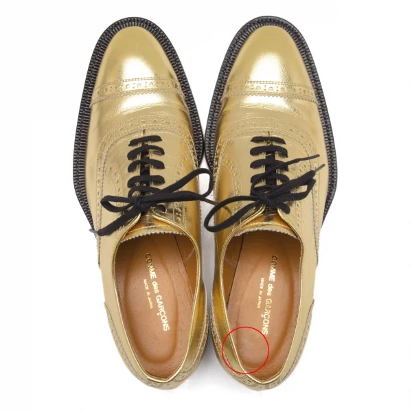 コムデギャルソンCOMME des GARCONS メタリックメダリオンシューズ ゴールド24.5 K-106645_014