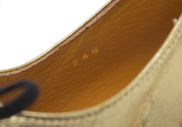 コムデギャルソンCOMME des GARCONS メタリックメダリオンシューズ ゴールド24.5 K-106645_018