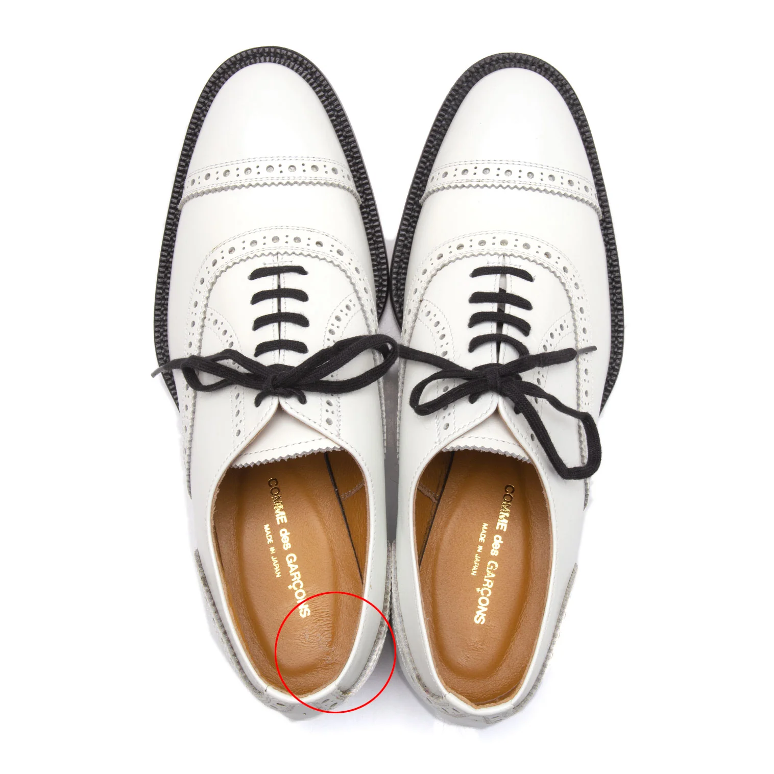 コムデギャルソンCOMME des GARCONS メダリオンシューズ 白24.5