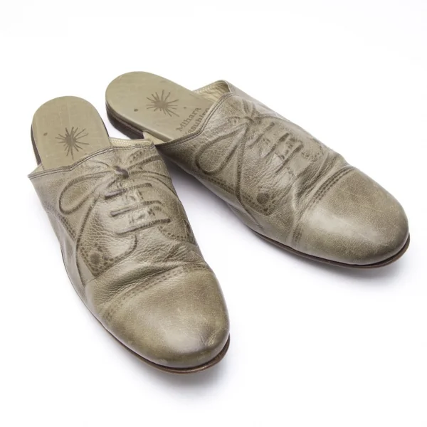 ミハラヤスヒロMIHARA YASUHIRO 炙り出しレザーサンダル カーキ26 K-106958_001