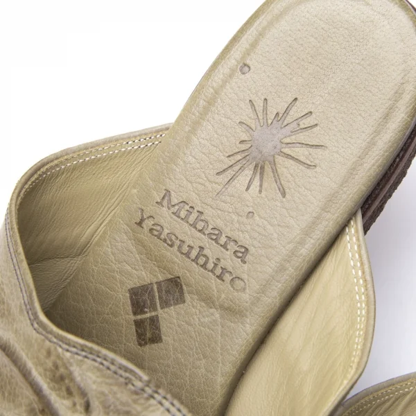 ミハラヤスヒロMIHARA YASUHIRO 炙り出しレザーサンダル カーキ26 K-106958_012