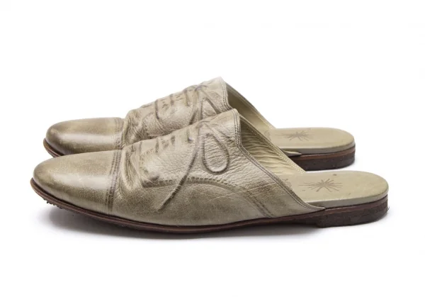 ミハラヤスヒロMIHARA YASUHIRO 炙り出しレザーサンダル カーキ26 K-106958_004