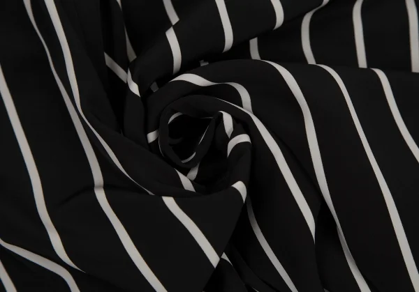 タケシコウサカバイ ワイズ ピンクレーベルTAKESHI KOSAKA by Y's Pink Label ストライプタックテーパードパンツ 黒1 K-107297_013