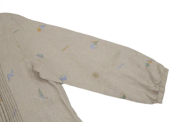 マドモアゼルノンノンMademoiselle NON NON リネンマリンロゴ刺繍プリーツ切替シャツチュニック ベージュ40L K-107468_007