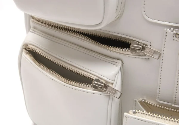 コムデギャルソンCOMME des GARCONS フェイクレザータクティカルポケットバッグ 白 K-107645_012