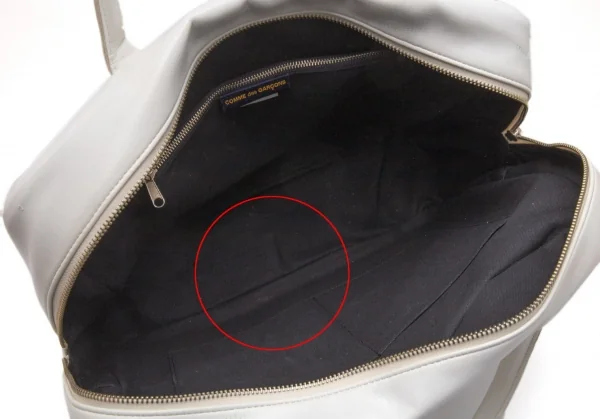 コムデギャルソンCOMME des GARCONS フェイクレザータクティカルポケットバッグ 白 K-107645_015