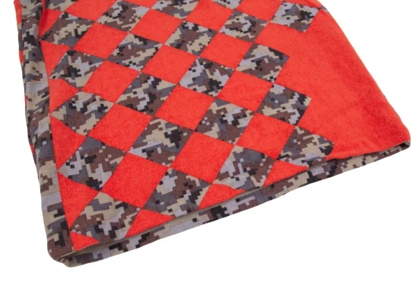コムデギャルソンCOMME des GARCONS ウールカモ柄ダイヤチェックノースリーブトップス 赤他S位 K-107676_006