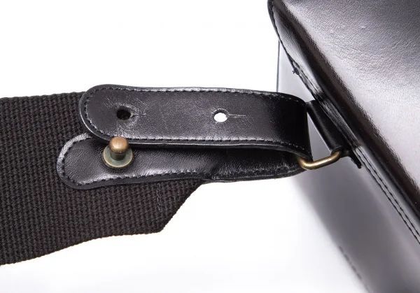 ドリスヴァンノッテンDRIES VAN NOTEN フラワー刺繍ストラップレザーショルダーバッグ 黒 K-107794_007