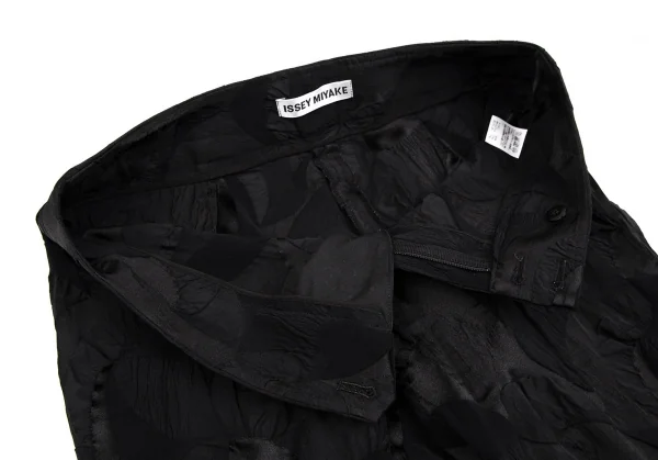 イッセイミヤケISSEY MIYAKE ふくれジャガードストレッチパンツ 黒2 K-107852_004