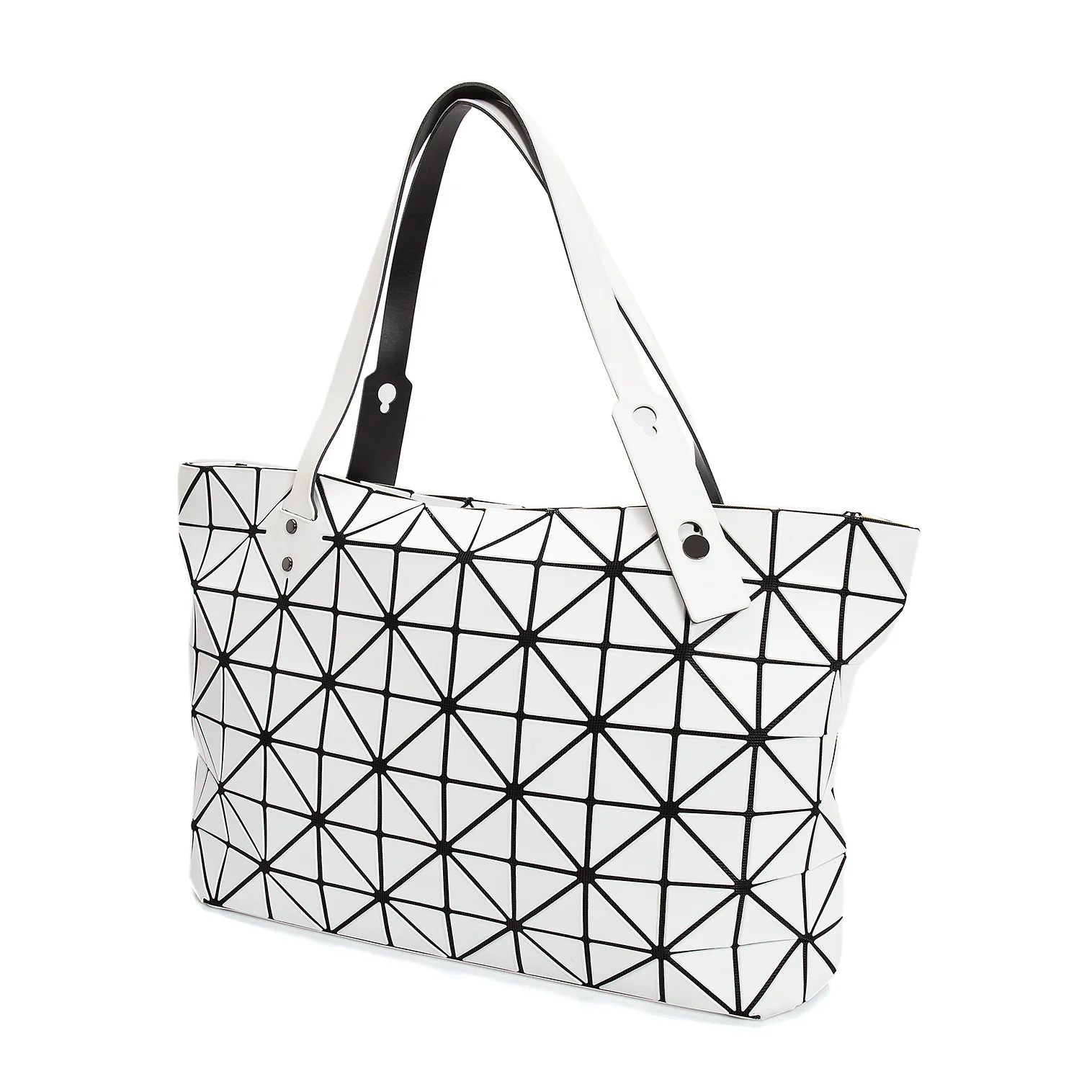 Bao Bao Issey Miyakeバオバオ ROCK MATTEトート 7×12 多色あり BAO BAO ISSEY MIYAKE ROCK MATTE 7×12 Tote Bag White | PLAYFUL