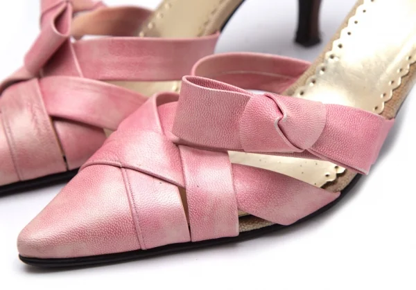 ANNA SUI Bow Design Leather Heel Pumps K-108102_004