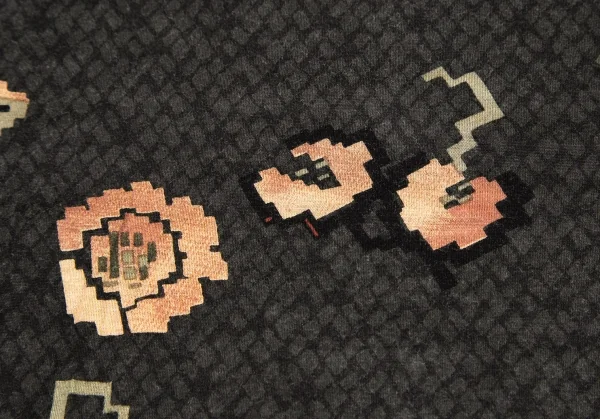 イッセイミヤケ ハートISSEY MIYAKE HaaT ストレッチドットフラワープリントTシャツ チャコール2 K-108372_009