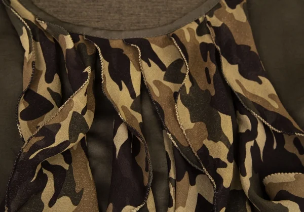 アツロウタヤマATSURO TAYAMA シルク切替迷彩フリル装飾ノースリーブトップス カーキ36 K-108402_006