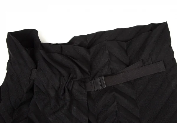 イッセイミヤケ ミーISSEY MIYAKE me ヘリンボーンプリーツラップスカート 黒F K-108604_003