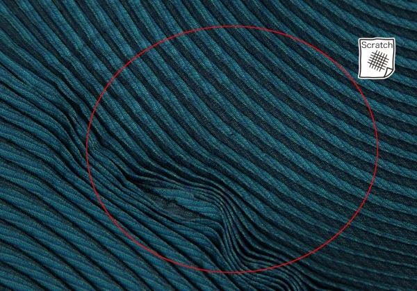 イッセイミヤケISSEY MIYAKE 3Dスチームストレッチプリーツ
