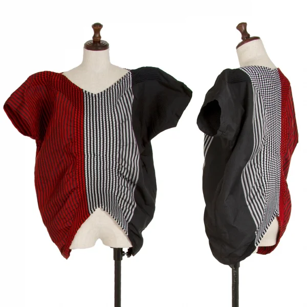 イッセイミヤケISSEY MIYAKE SUNSET ストライププリーツ変形デザイントップス 黒赤グレー2 K-108653_001