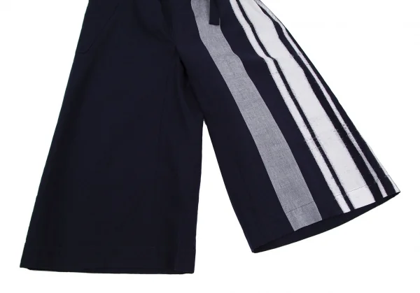 イッセイミヤケ ミーISSEY MIYAKE me サイドラインプリントベルテッドワイドクロップドパンツ 紺白M位 K-108682_006