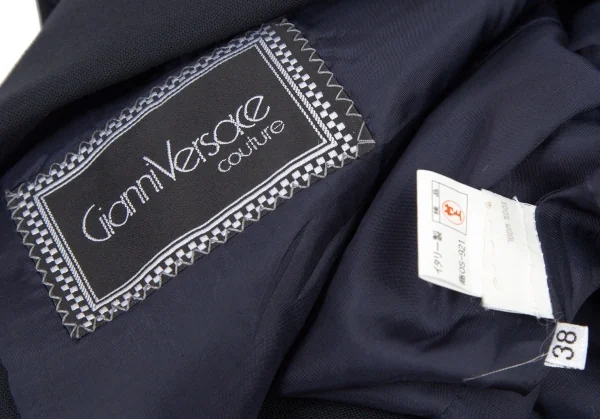 ジャンニヴェルサーチGIANNI VERSACE 透かしボタンショールカラージャケット 紺38 K-108761_013
