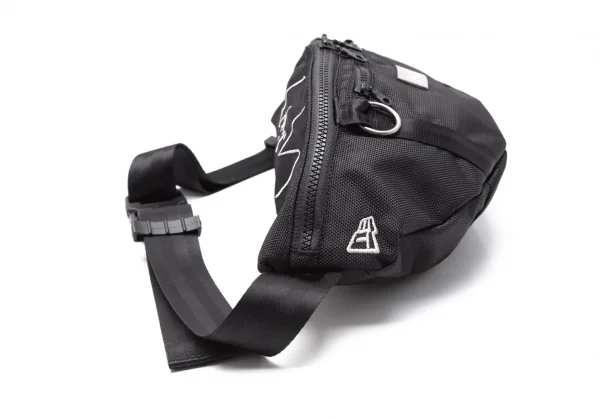 ヨウジヤマモト プールオム×ニューエラYohji Yamamoto POUR HOMME×NEW ERA ロゴ刺繍ナイロンウエストバック 黒 K-108962_005