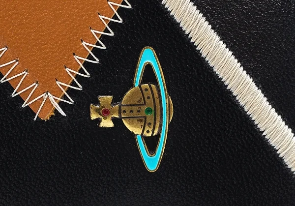 ヴィヴィアンウエストウッドVivienne Westwood オーブアーガイルレザーシステム手帳 黒 K-109118_004