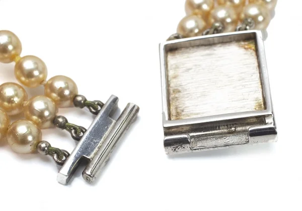ヴィヴィアンウエストウッドVivienne Westwood オーブメタルプレート三連チョーカーネックレス パール K-109146_005