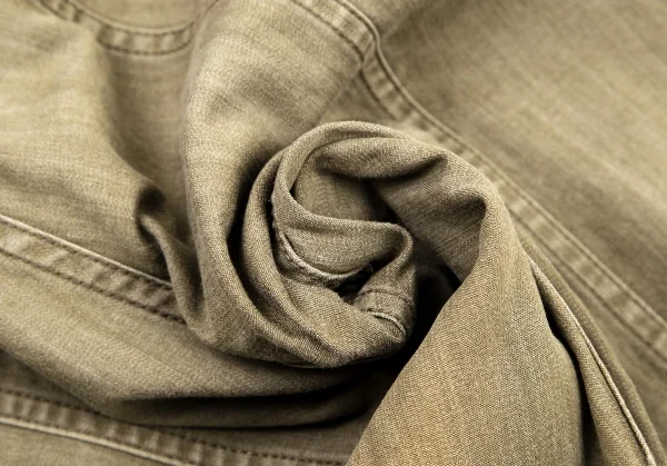 イッセイミヤケ ハートISSEY MIYAKE HaaT ストレッチスクエアパッチクロップドパンツ モカ2 K-109278_012