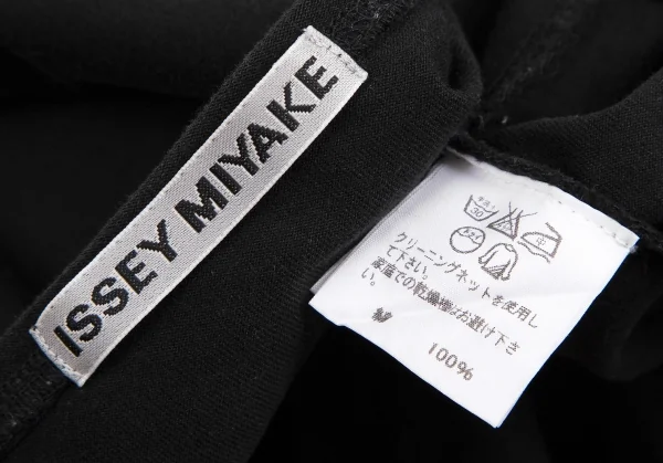 イッセイミヤケISSEY MIYAKE コットン裁ち切りオフショルダーTシャツ 黒2 K-109372_010