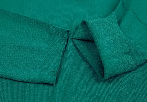 イッセイミヤケ ミーISSEY MIYAKE me タートルネックカッティングストレッチトップス 緑F K-109384_007