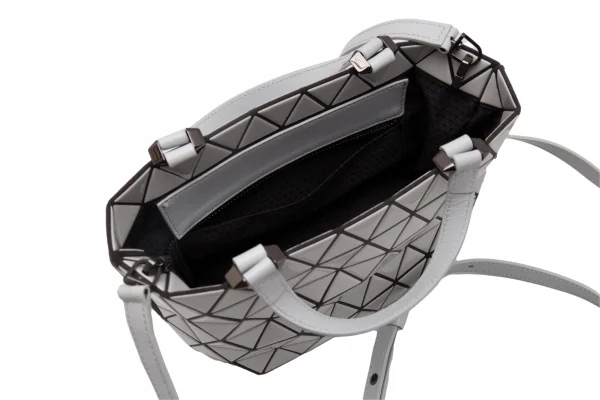 バオバオ イッセイミヤケ BAO BAO ISSEY MIYAKE CRYSTAL GLOSS ミニショルダーバッグ オフ K-109400_013