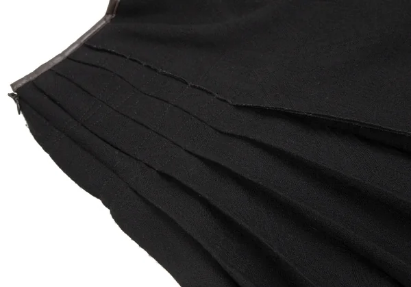 ジャンポールゴルチエ ファムJean Paul GAULTIER FEMME フェイクレザーパイピングジャガードアシンメトリープリーツスカート 黒40 K-109574_005