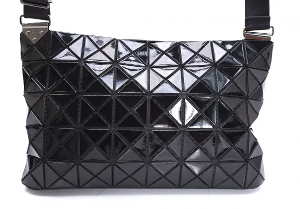 バオバオ イッセイミヤケ BAO BAO ISSEY MIYAKE マチ付きショルダーバッグ 黒 K-109732_002