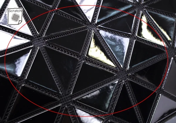 バオバオ イッセイミヤケ BAO BAO ISSEY MIYAKE マチ付きショルダーバッグ 黒 K-109732_003