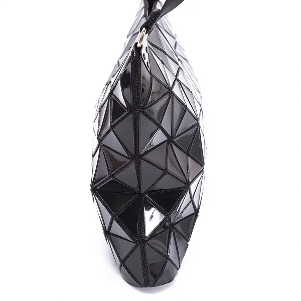 バオバオ イッセイミヤケ BAO BAO ISSEY MIYAKE マチ付きショルダーバッグ 黒 K-109732_005