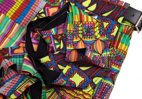 コムデギャルソンCOMME des GARCONS サイケデリックプリントラップスカート付きハーフパンツ マルチS K-110237_005