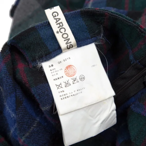コムデギャルソンCOMME des GARCONS ウール縮絨チェックスクエアシルエットスカート 青M位 K-110245_011